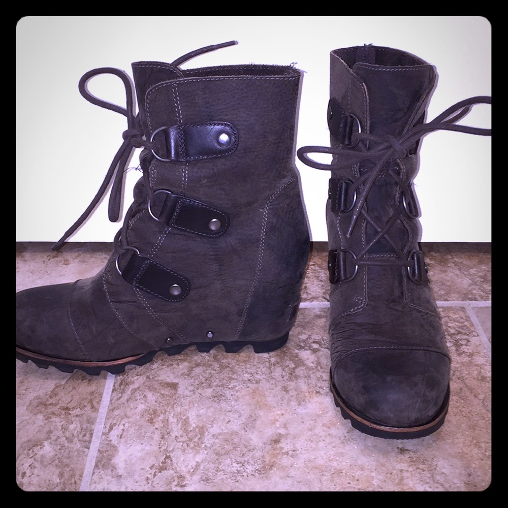 Sorel Joan if Arctic Wedge boot size 7